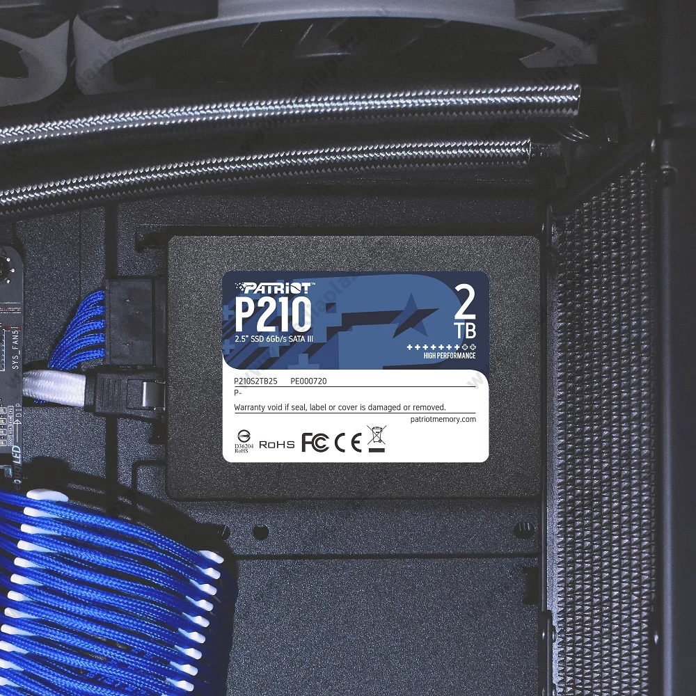 PATRIOT P210 2,5 COL MÉRETŰ SATA III 520/430 MB/s 7mm SSD MEGHAJTÓ 2TB