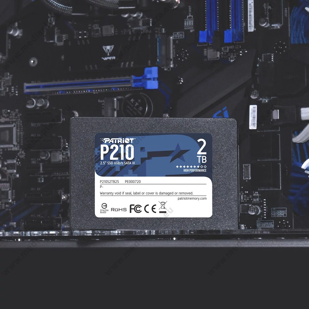 PATRIOT P210 2,5 COL MÉRETŰ SATA III 520/430 MB/s 7mm SSD MEGHAJTÓ 2TB